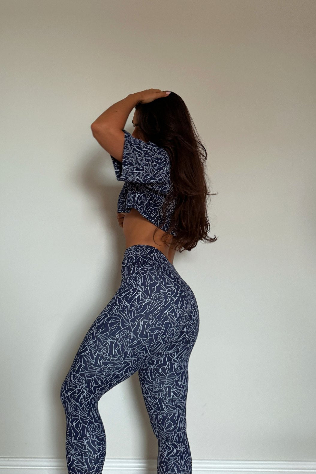 Big White Booty Twerk