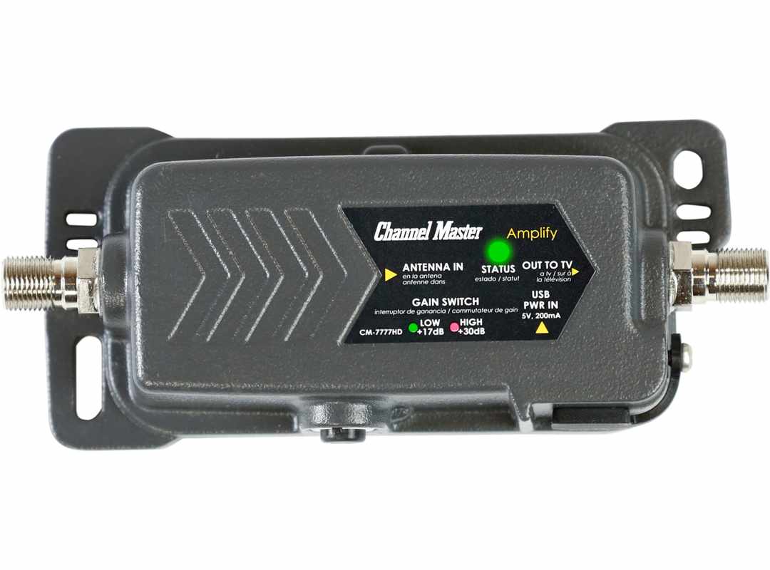 Adjustable Gain TV Antenna Preamplifier by Channel Master CM-7777HD